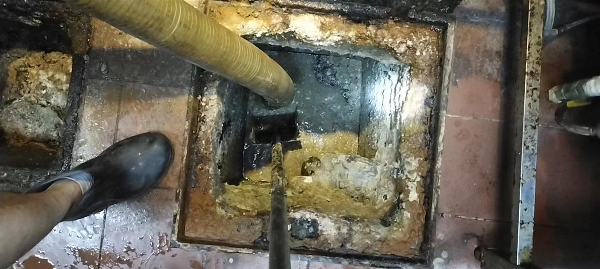 乐都污水池清理一般都有毒气，怎么预防中毒呢？